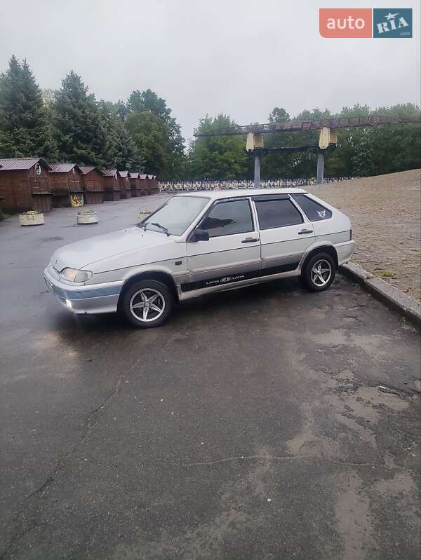 Хэтчбек ВАЗ / Lada 2114 Samara 2004 в Шепетовке