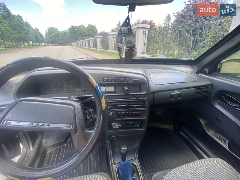 Хетчбек ВАЗ / Lada 2114 Samara 2004 в Умані