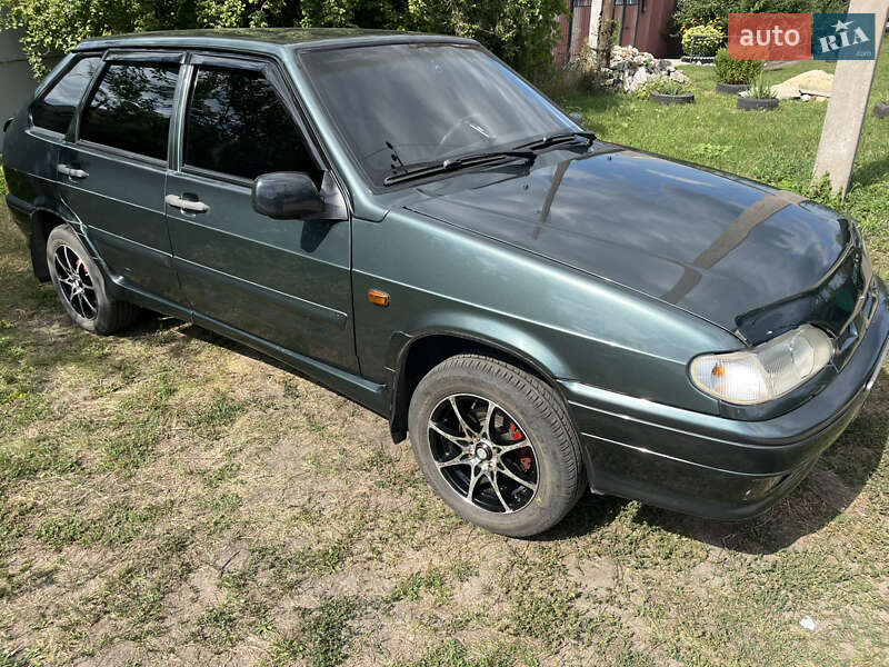 Хэтчбек ВАЗ / Lada 2114 Samara 2011 в Чугуеве