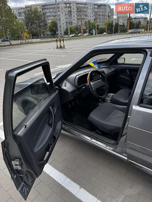 Хэтчбек ВАЗ / Lada 2114 Samara 2011 в Сумах фото 11 Хэтчбек ВАЗ / Lada 2114 Samara 2011 в Сумах