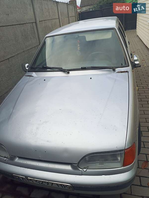 Хэтчбек ВАЗ / Lada 2114 Samara 2005 в Житомире