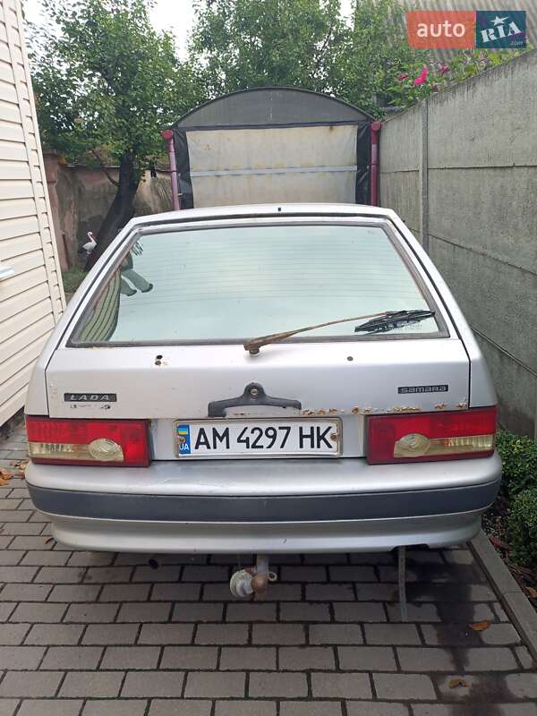 Хэтчбек ВАЗ / Lada 2114 Samara 2005 в Житомире