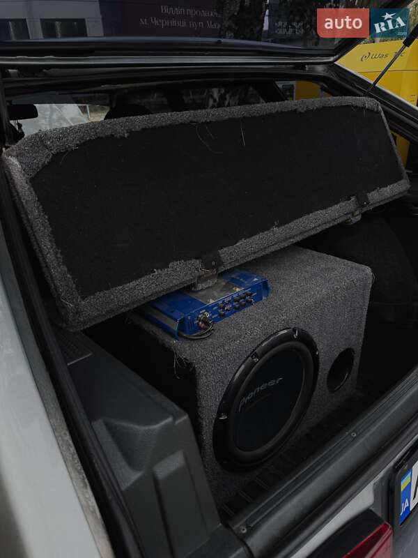 Хэтчбек ВАЗ / Lada 2114 Samara 2006 в Черновцах фото 9 Хэтчбек ВАЗ / Lada 2114 Samara 2006 в Черновцах