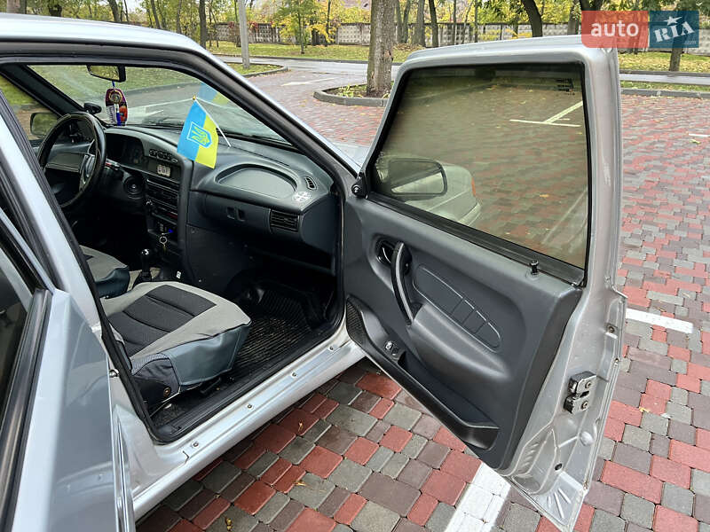 Хэтчбек ВАЗ / Lada 2114 Samara 2008 в Кропивницком фото 16 Хэтчбек ВАЗ / Lada 2114 Samara 2008 в Кропивницком