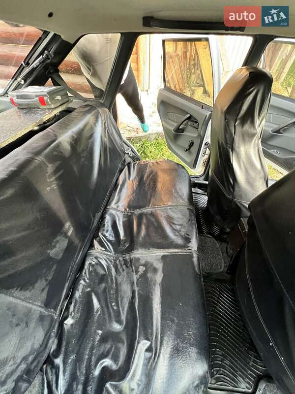 Хетчбек ВАЗ / Lada 2114 Samara 2009 в Чорній Тисі фото 5 Хетчбек ВАЗ / Lada 2114 Samara 2009 в Чорній Тисі