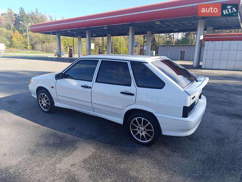 Хэтчбек ВАЗ / Lada 2114 Samara 2011 в Харькове фото 2 Хэтчбек ВАЗ / Lada 2114 Samara 2011 в Харькове