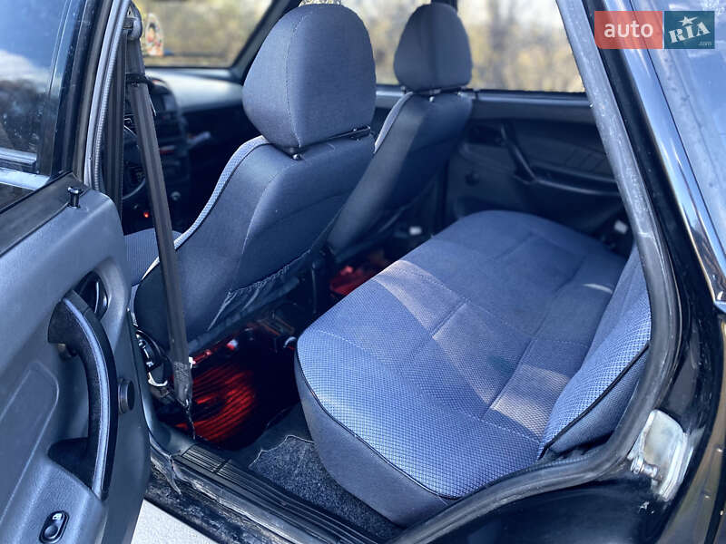 Хэтчбек ВАЗ / Lada 2114 Samara 2008 в Мирополе фото 28 Хэтчбек ВАЗ / Lada 2114 Samara 2008 в Мирополе