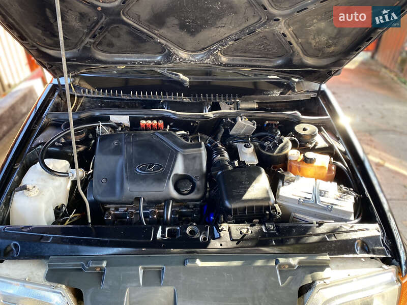 Хэтчбек ВАЗ / Lada 2114 Samara 2008 в Мирополе фото 39 Хэтчбек ВАЗ / Lada 2114 Samara 2008 в Мирополе