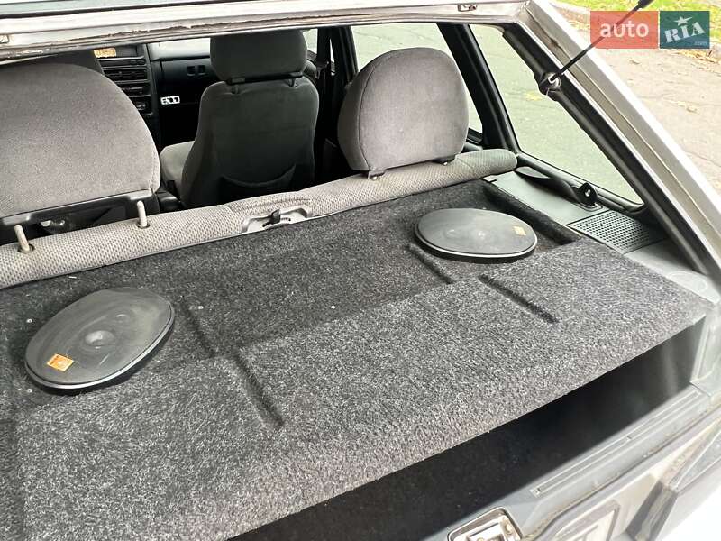 Хэтчбек ВАЗ / Lada 2114 Samara 2010 в Николаеве фото 13 Хэтчбек ВАЗ / Lada 2114 Samara 2010 в Николаеве
