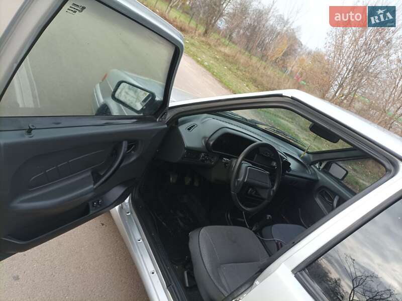 Хэтчбек ВАЗ / Lada 2114 Samara 2008 в Прилуках