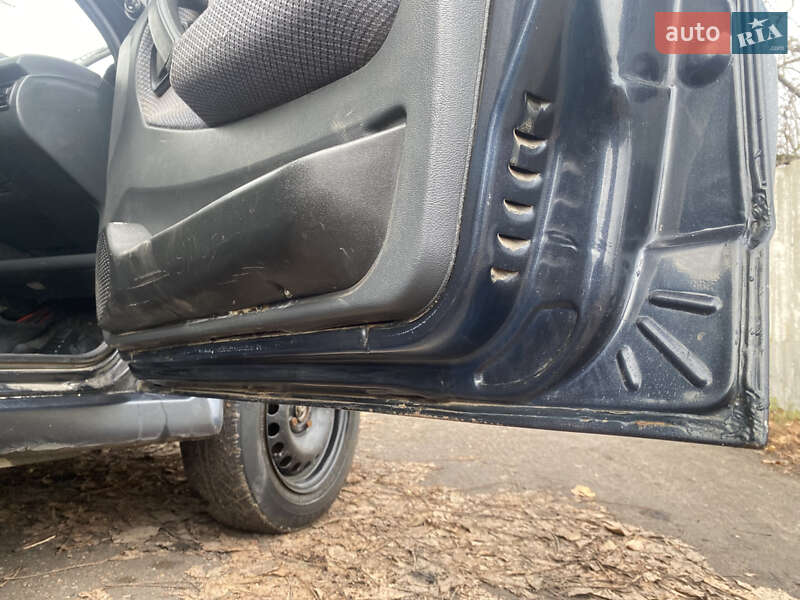 Хетчбек ВАЗ / Lada 2114 Samara 2007 в Тульчині фото 7 Хетчбек ВАЗ / Lada 2114 Samara 2007 в Тульчині