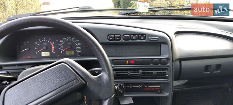 Хэтчбек ВАЗ / Lada 2114 Samara 2010 в Толстом