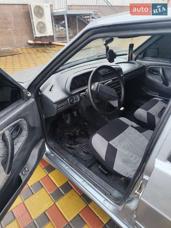 Хэтчбек ВАЗ / Lada 2114 Samara 2006 в Гайсине фото 5 Хэтчбек ВАЗ / Lada 2114 Samara 2006 в Гайсине