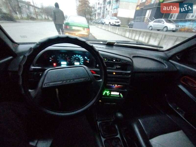Хэтчбек ВАЗ / Lada 2114 Samara 2005 в Мирополе фото 8 Хэтчбек ВАЗ / Lada 2114 Samara 2005 в Мирополе