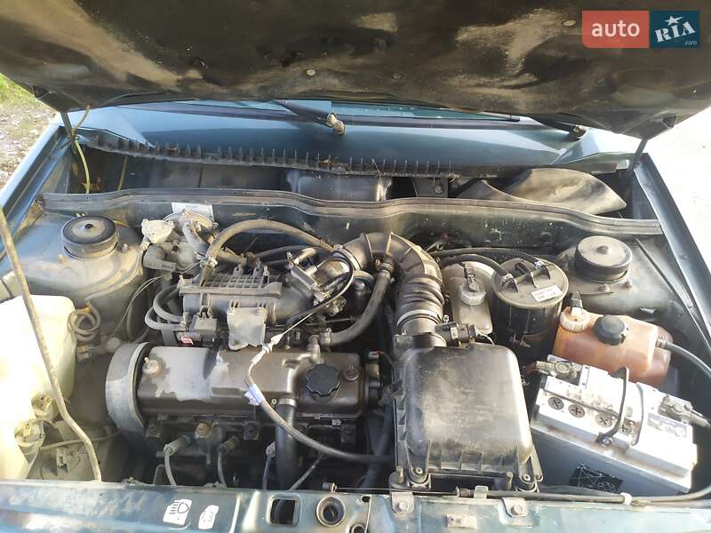 Хэтчбек ВАЗ / Lada 2114 Samara 2008 в Житомире фото 14 Хэтчбек ВАЗ / Lada 2114 Samara 2008 в Житомире