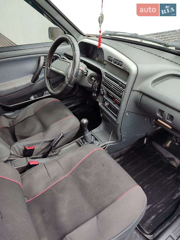 Хэтчбек ВАЗ / Lada 2114 Samara 2007 в Вапнярке фото 6 Хэтчбек ВАЗ / Lada 2114 Samara 2007 в Вапнярке