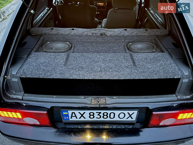 Хэтчбек ВАЗ / Lada 2114 Samara 2011 в Харькове