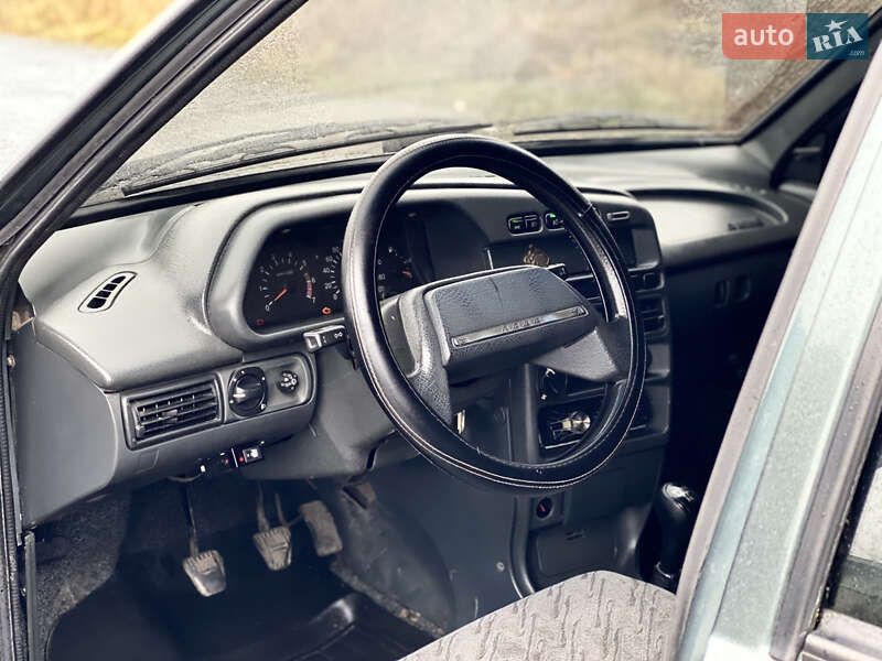 Хетчбек ВАЗ / Lada 2114 Samara 2007 в Мирополі