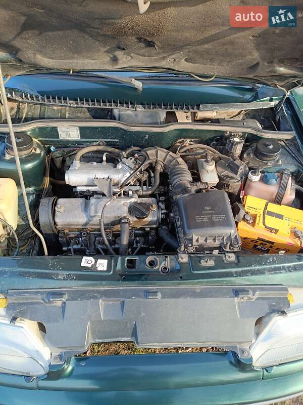 Хэтчбек ВАЗ / Lada 2114 Samara 2004 в Летичеве