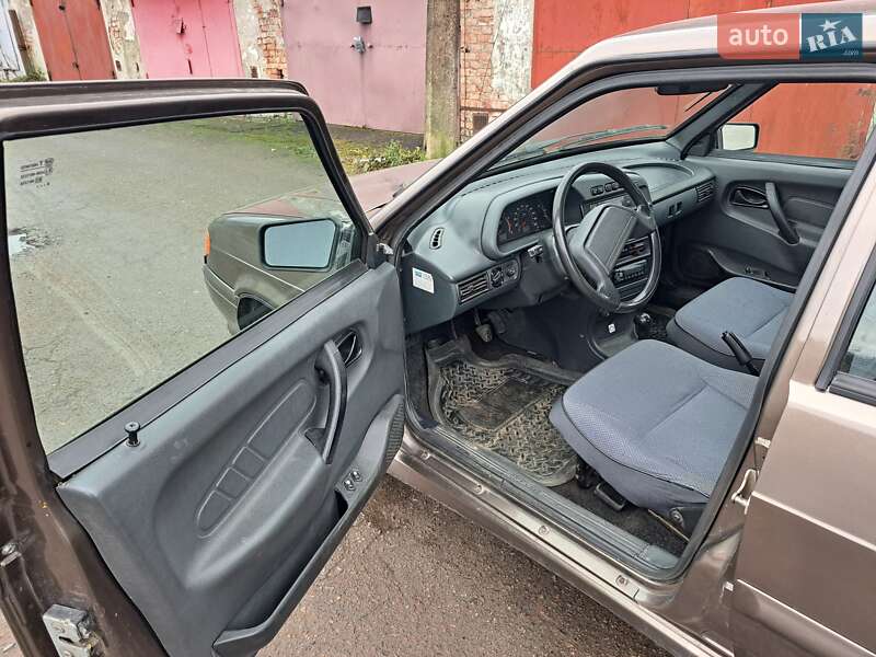 Хетчбек ВАЗ / Lada 2114 Samara 2008 в Рівному фото 11 Хетчбек ВАЗ / Lada 2114 Samara 2008 в Рівному