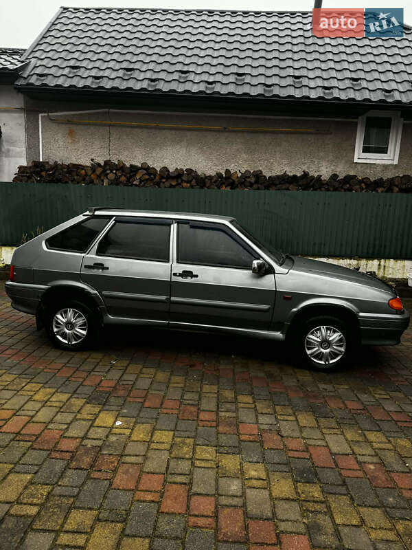 Хетчбек ВАЗ / Lada 2114 Samara 2010 в Івано-Франківську