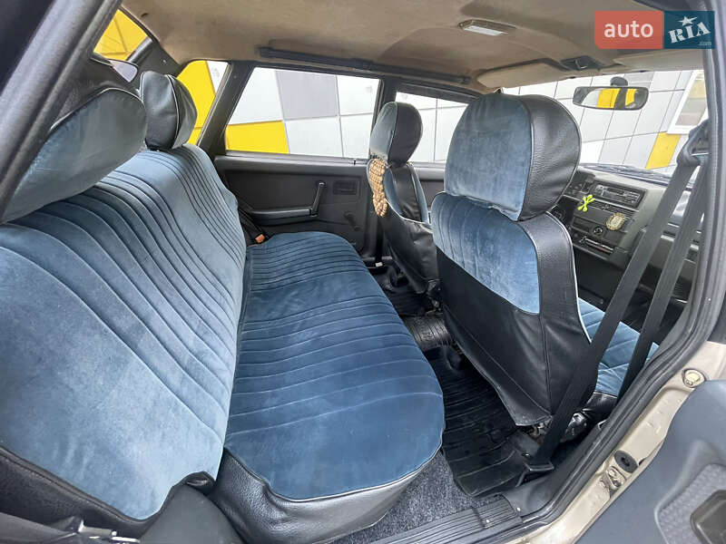 Седан ВАЗ / Lada 2115 Samara 1998 в Киеве