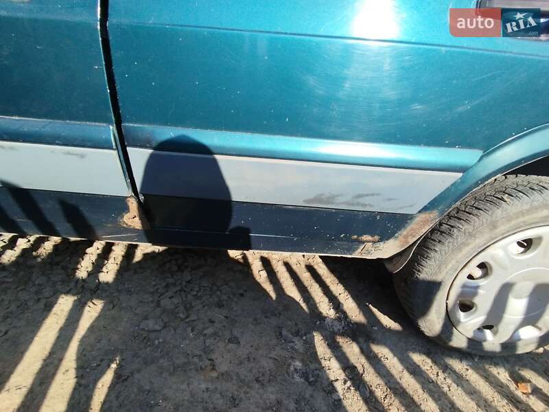 Седан ВАЗ / Lada 2115 Samara 2003 в Деражне
