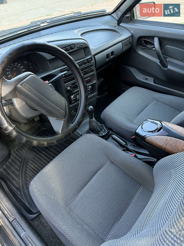 Седан ВАЗ / Lada 2115 Samara 2011 в Чернигове