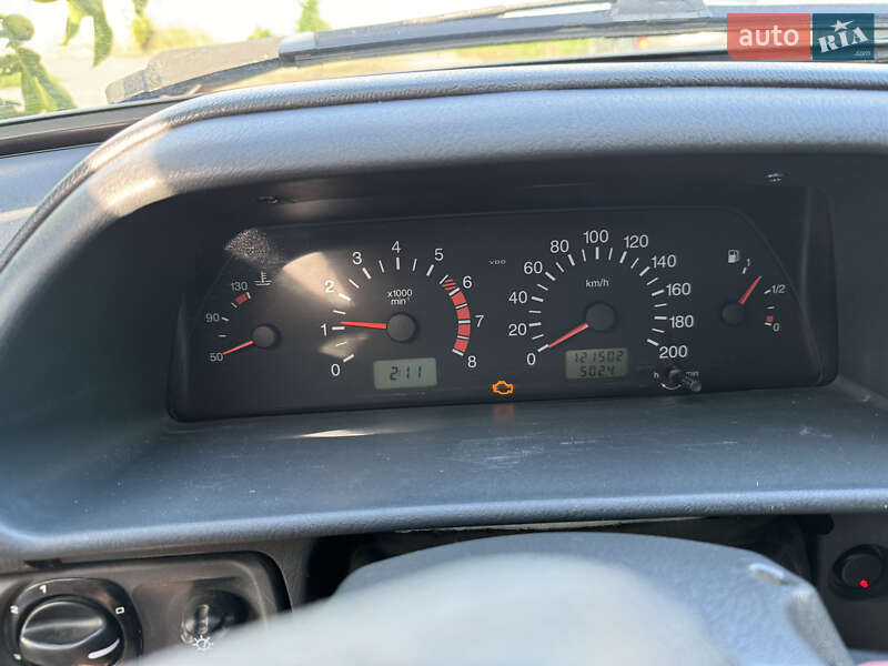 Седан ВАЗ / Lada 2115 Samara 2011 в Чернигове