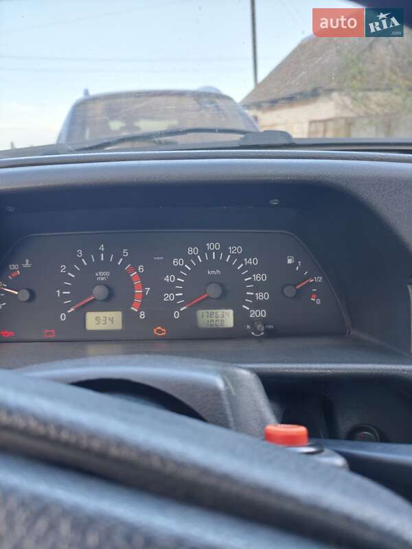 Седан ВАЗ / Lada 2115 Samara 2007 в Славуте