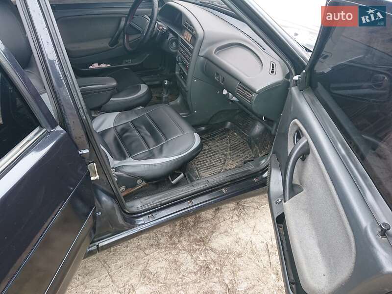 Седан ВАЗ / Lada 2115 Samara 2012 в Харькове