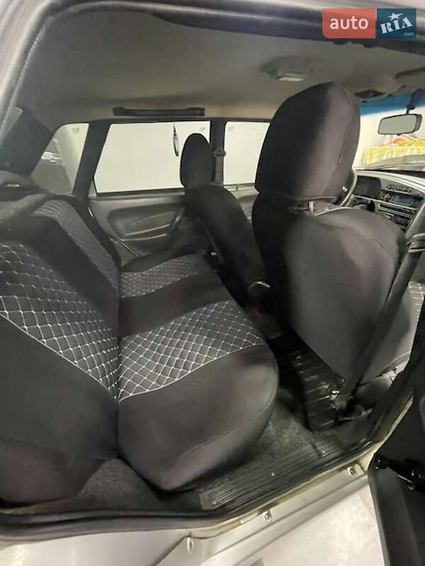 Седан ВАЗ / Lada 2115 Samara 2010 в Змиеве