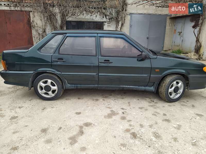 Седан ВАЗ / Lada 2115 Samara 2001 в Волочиську