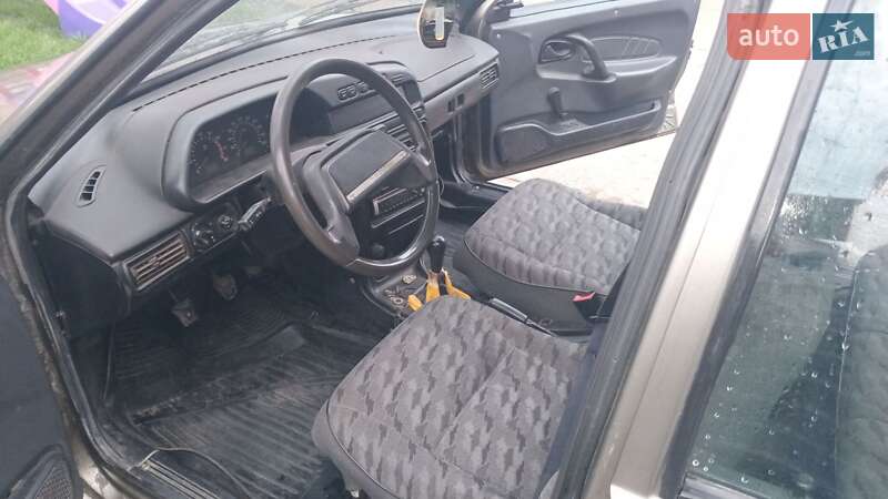 Седан ВАЗ / Lada 2115 Samara 2002 в Городенці