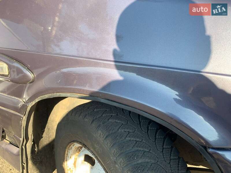 Седан ВАЗ / Lada 2115 Samara 2001 в Комсомольском