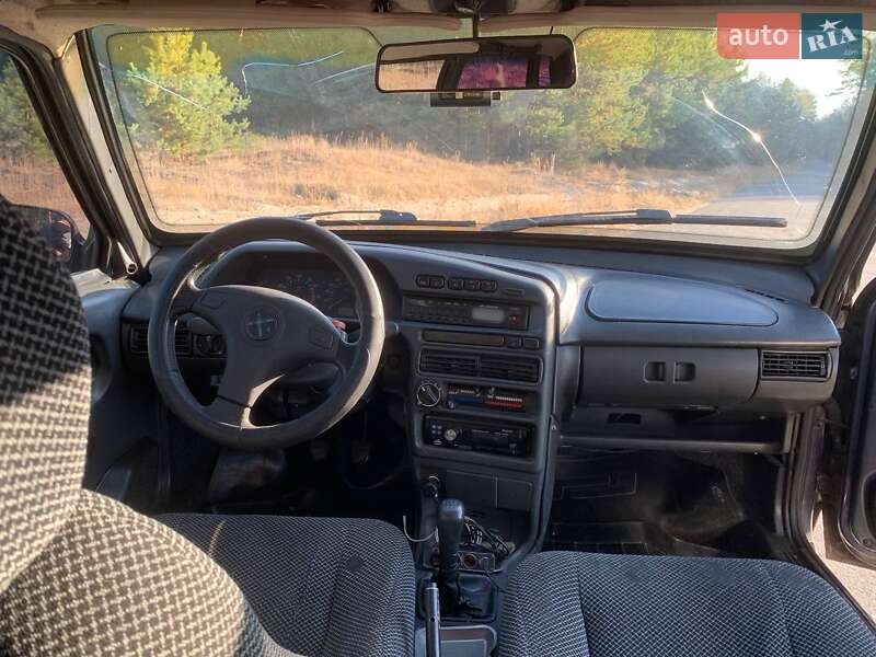 Седан ВАЗ / Lada 2115 Samara 2001 в Комсомольском