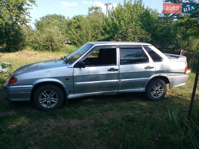 Седан ВАЗ / Lada 2115 Samara 2002 в Киеве
