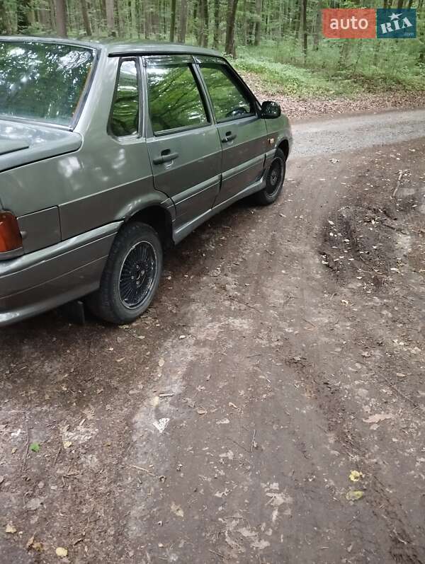 Седан ВАЗ / Lada 2115 Samara 2005 в Чемеровцах