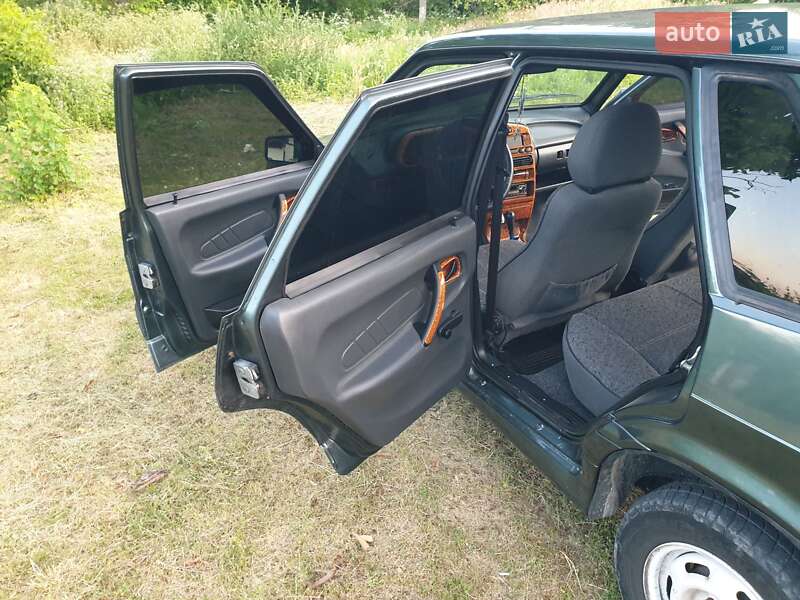 Седан ВАЗ / Lada 2115 Samara 2008 в Могилев-Подольске