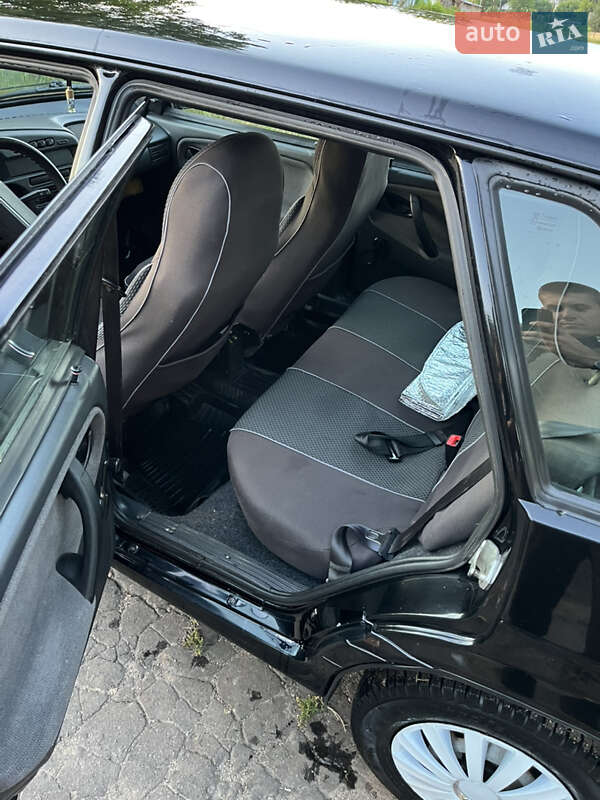 Седан ВАЗ / Lada 2115 Samara 2010 в Житомире