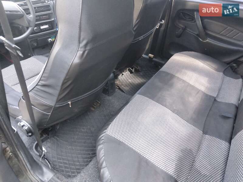Седан ВАЗ / Lada 2115 Samara 2005 в Киеве