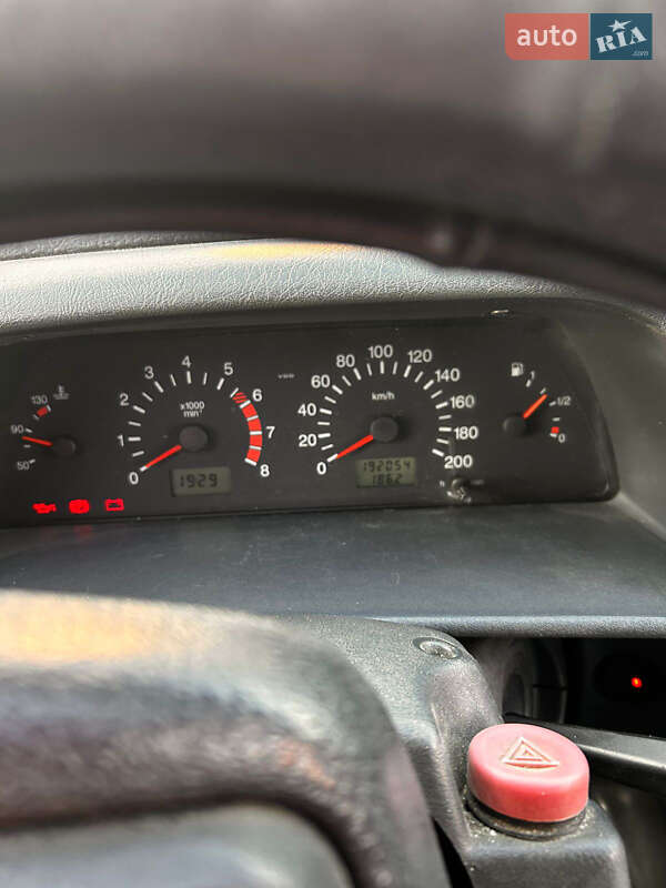 Седан ВАЗ / Lada 2115 Samara 2010 в Вижниці