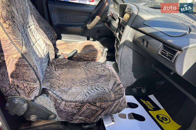 Седан ВАЗ / Lada 2115 Samara 2000 в Ивано-Франковске фото 9 Седан ВАЗ / Lada 2115 Samara 2000 в Ивано-Франковске