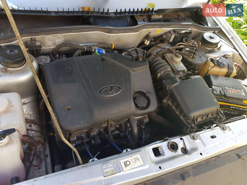 Седан ВАЗ / Lada 2115 Samara 2010 в Недригайлове