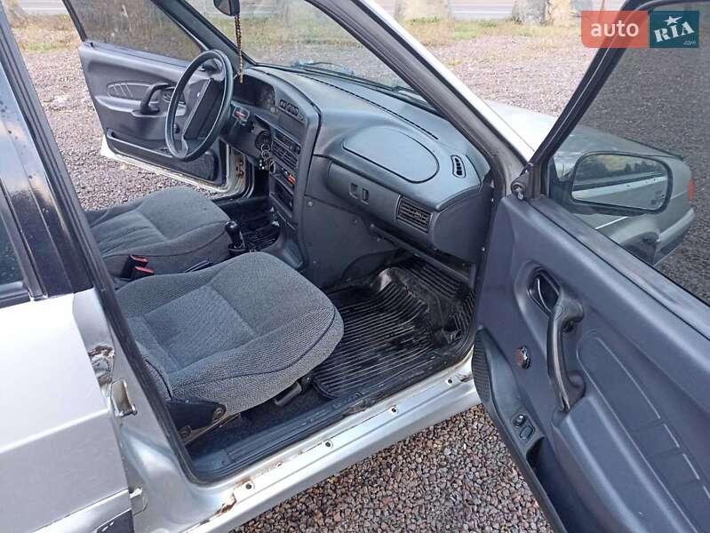 Седан ВАЗ / Lada 2115 Samara 2004 в Львові