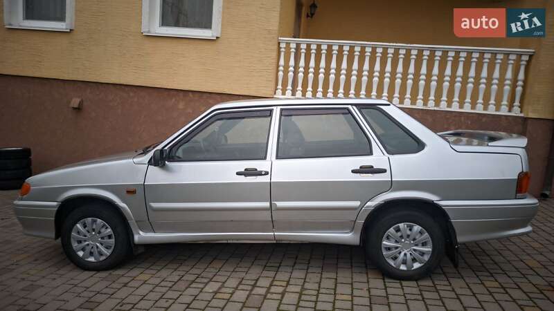 Седан ВАЗ / Lada 2115 Samara 2009 в Рівному