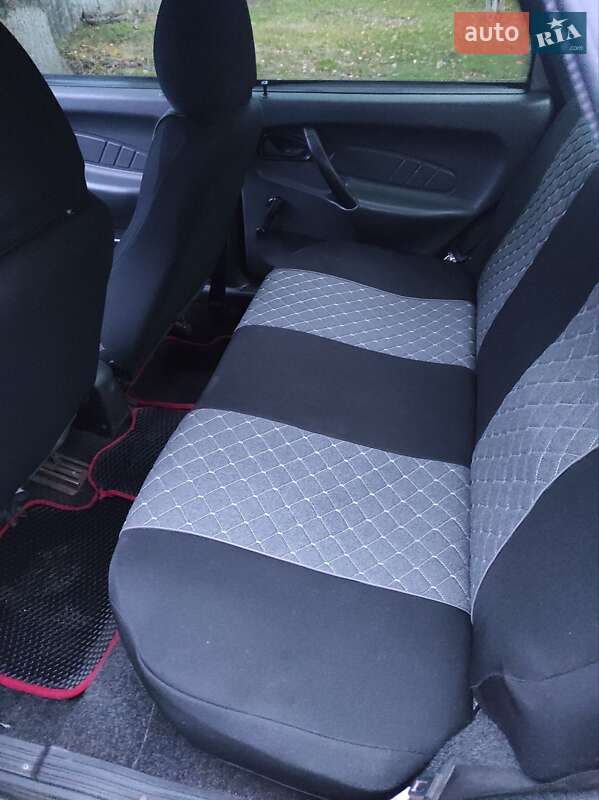 Седан ВАЗ / Lada 2115 Samara 2008 в Змиеве