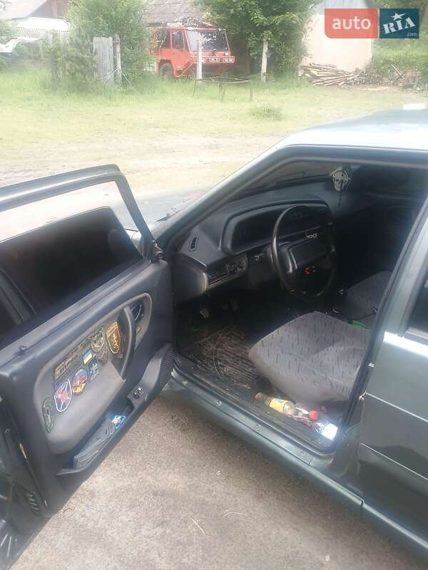 Седан ВАЗ / Lada 2115 Samara 2011 в Синельниково