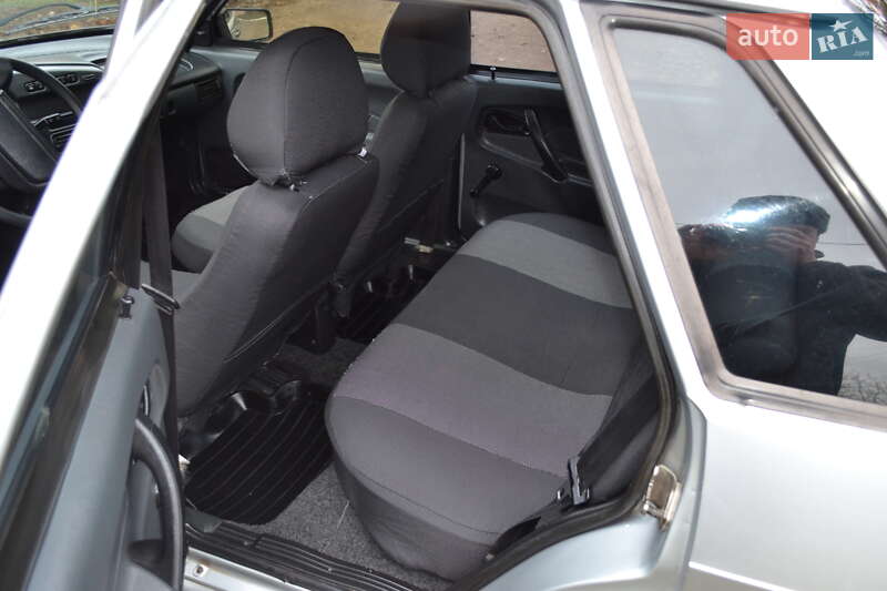 Седан ВАЗ / Lada 2115 Samara 2008 в Липовце фото 17 Седан ВАЗ / Lada 2115 Samara 2008 в Липовце