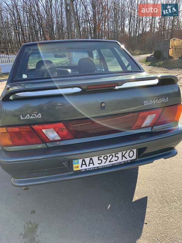 Седан ВАЗ / Lada 2115 Samara 2011 в Києві